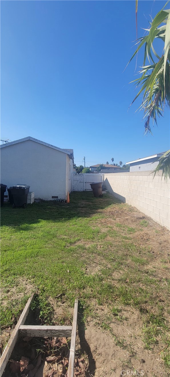 300 N Ranchito Street Property Photo 19