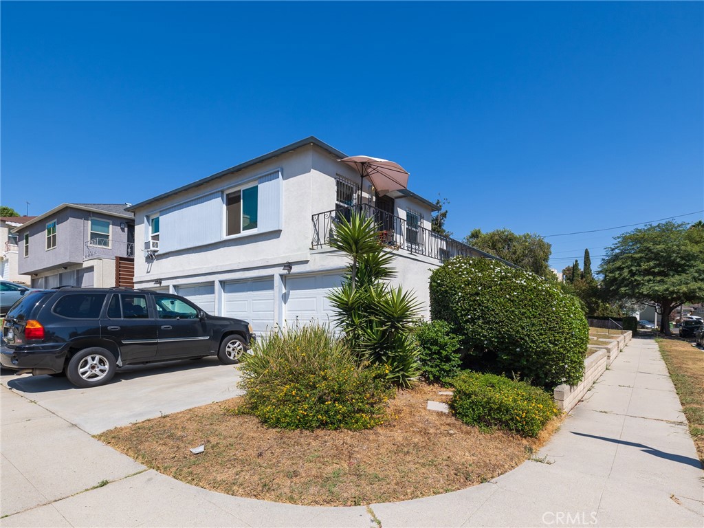 7019 Ramsgate Avenue Property Photo 15