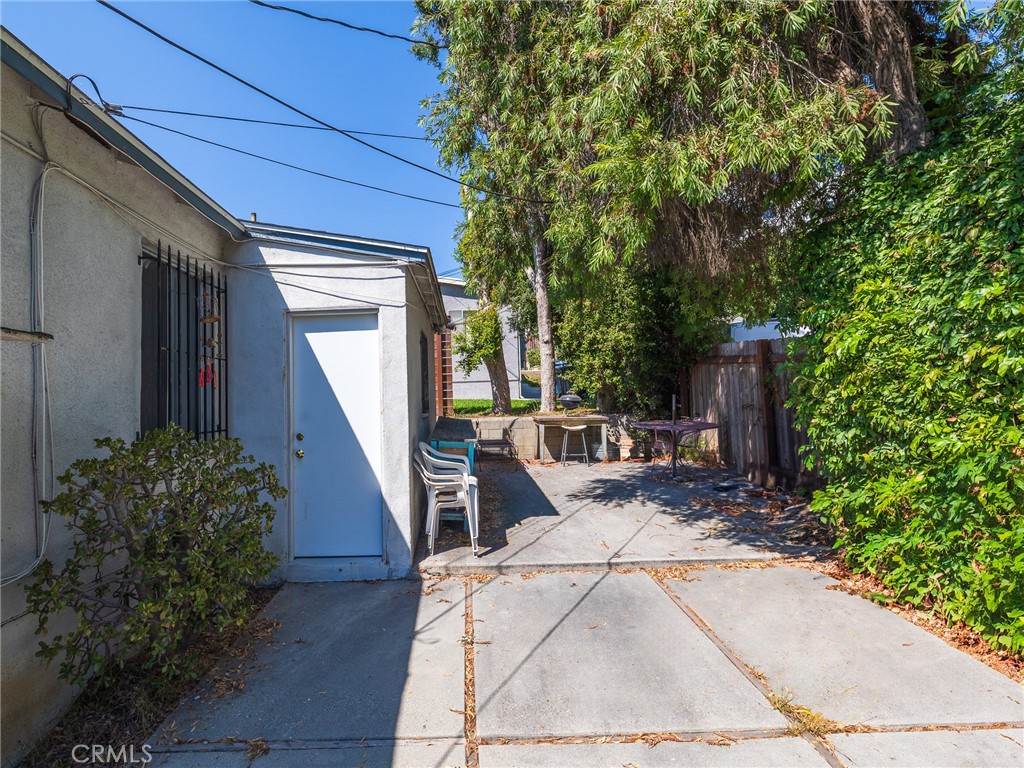 7019 Ramsgate Avenue Property Photo 16
