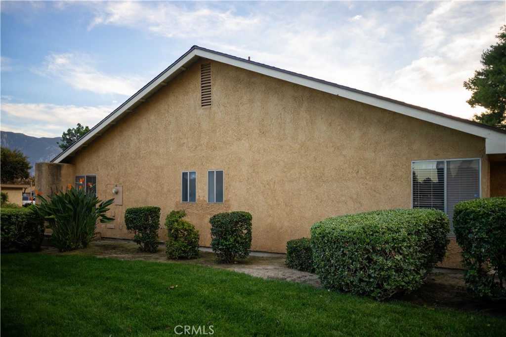 4208 Village 4 Property Photo 34