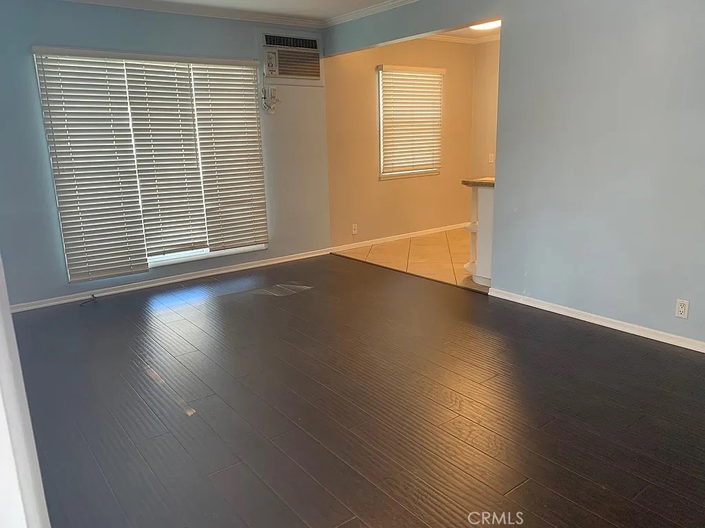 4401 Division Property Photo 11