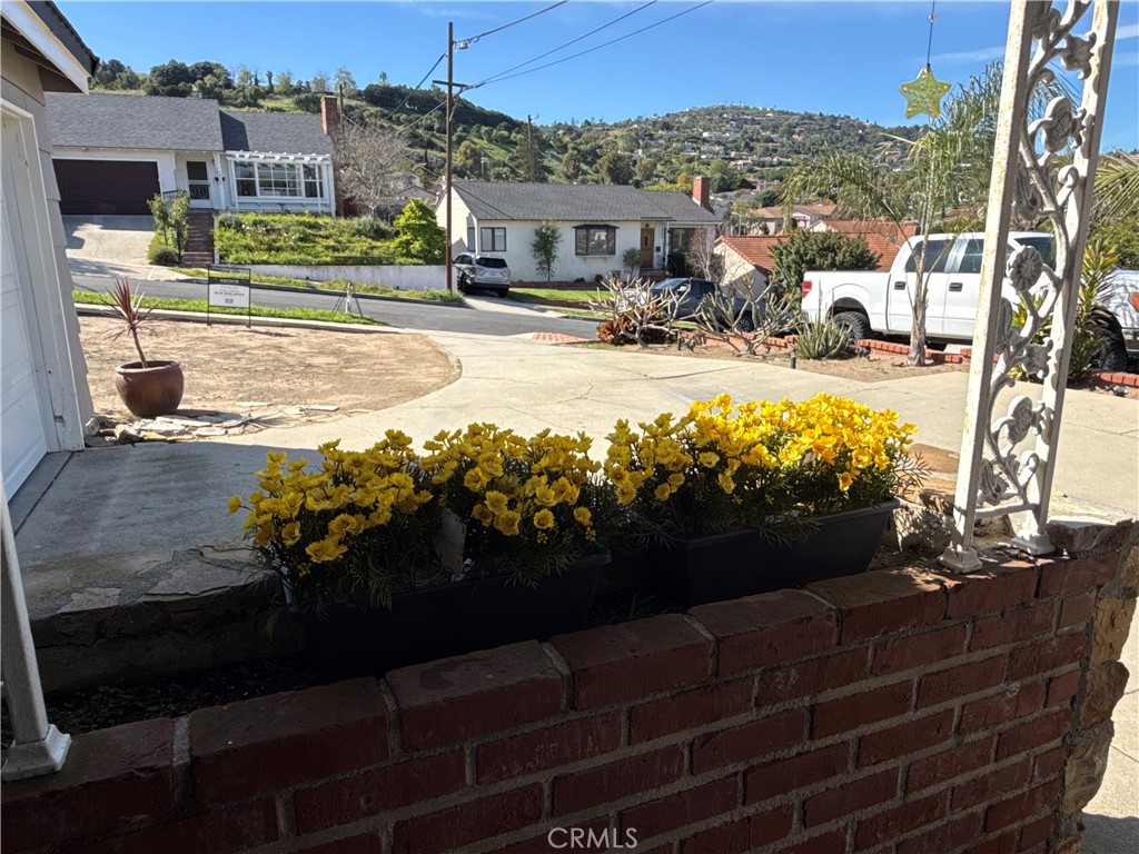 1218 S Wycliff Property Photo 4