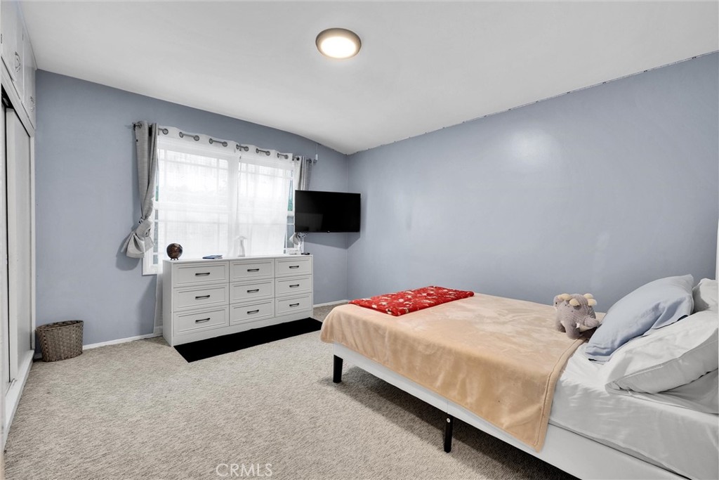 1218 S Wycliff Property Photo 19