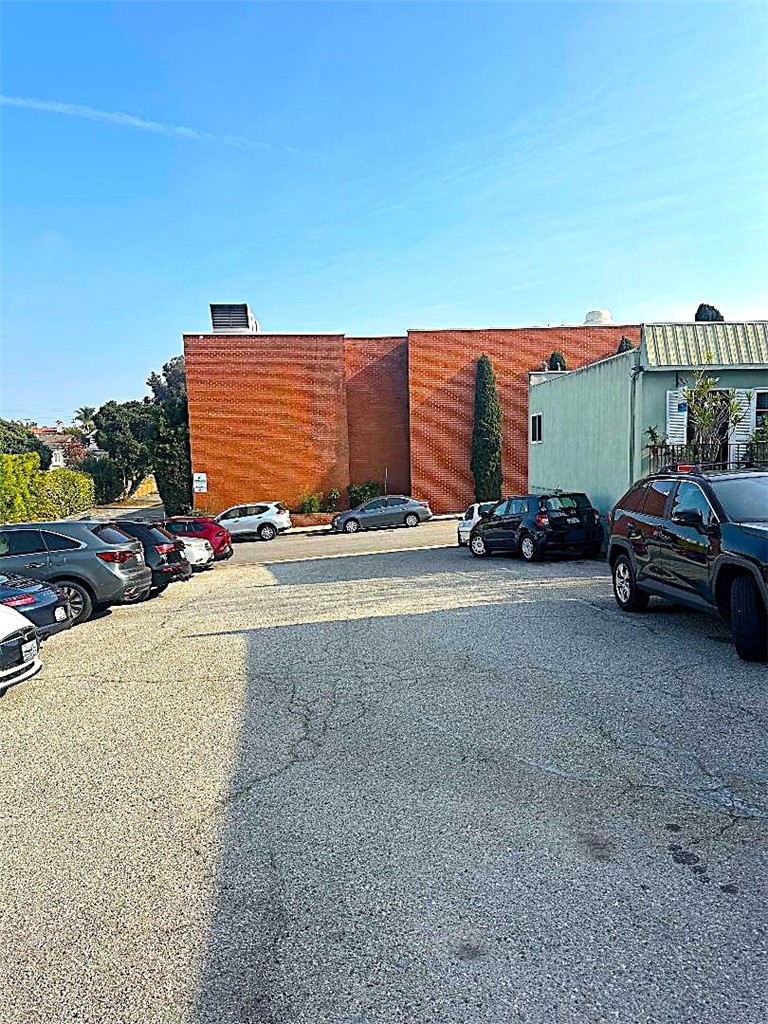 947 Manhattan Beach Blvd Boulevard Property Photo 4