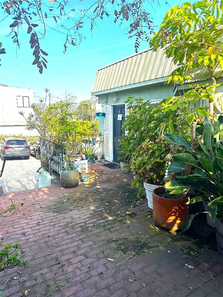 947 Manhattan Beach Blvd Boulevard Property Photo 14