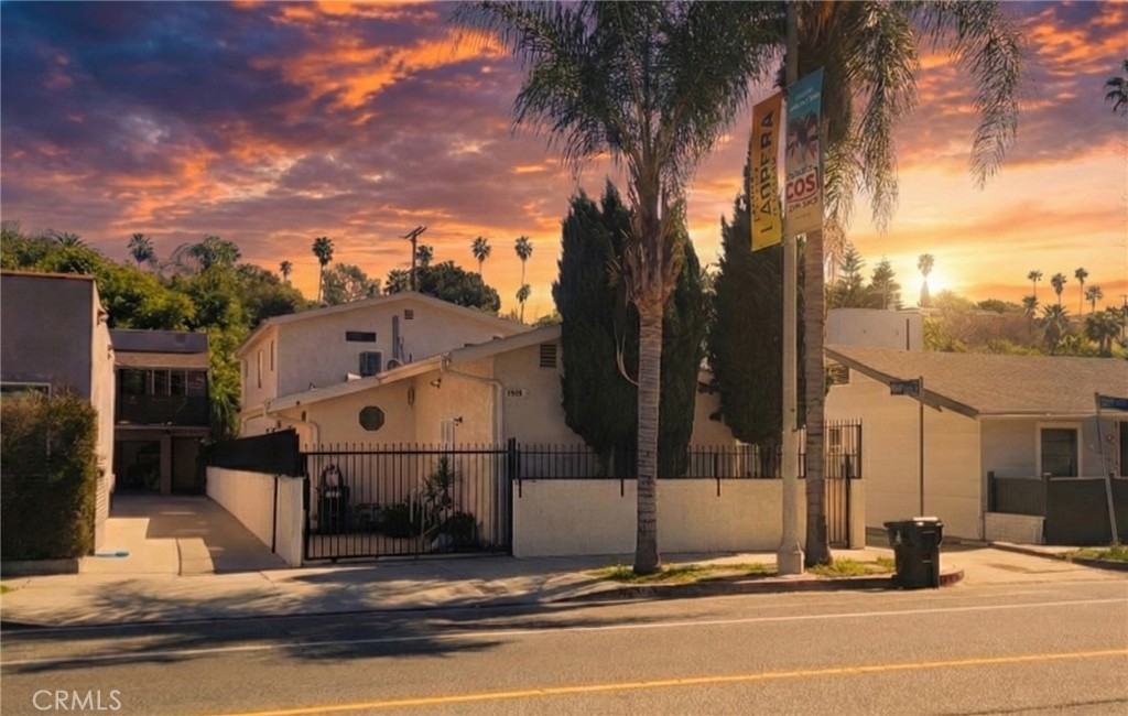 1458 Silver Lake Boulevard Property Photo 1