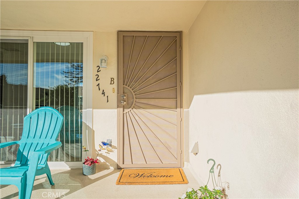 22741 Nadine B Property Photo 2