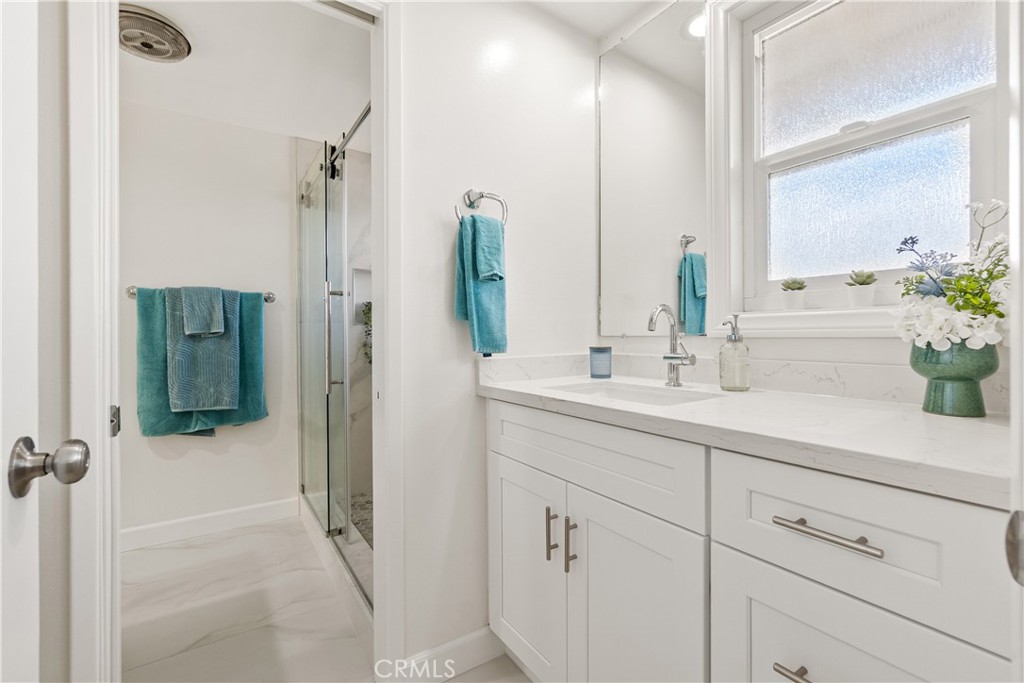 22741 Nadine B Property Photo 16
