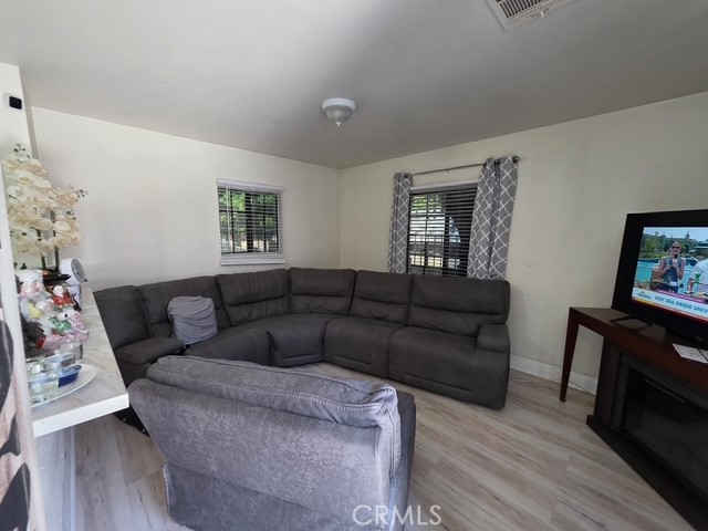 1458 Silver Lake Boulevard Property Photo 5