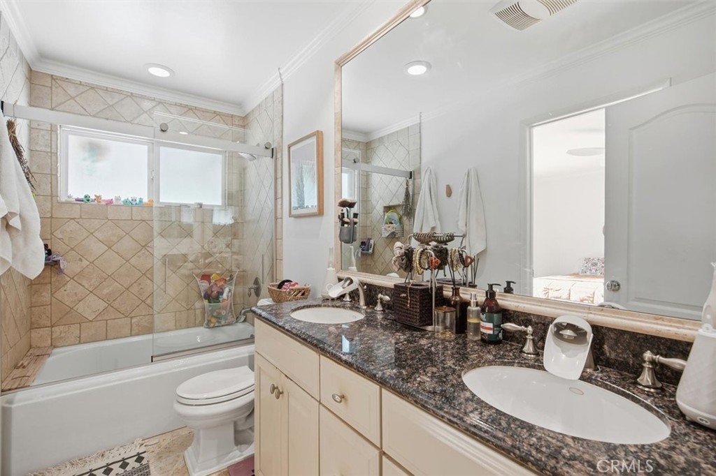 6443 Gross Avenue Property Photo 23