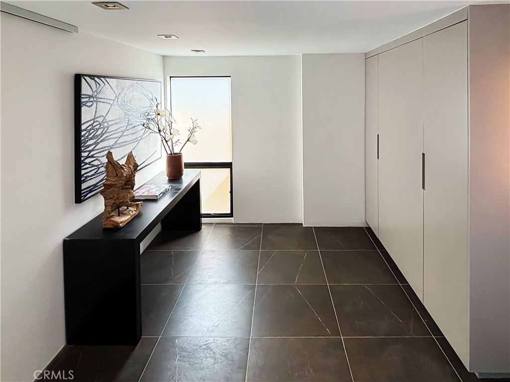 9844 Wanda Park Property Photo 10