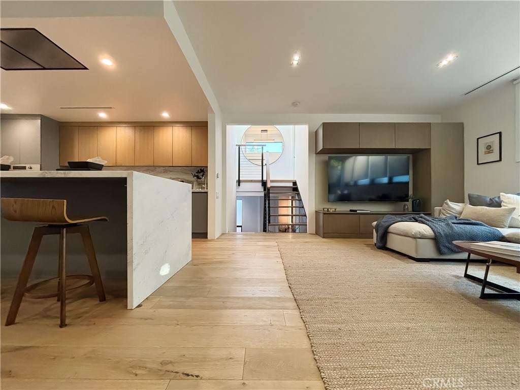 9844 Wanda Park Property Photo 11