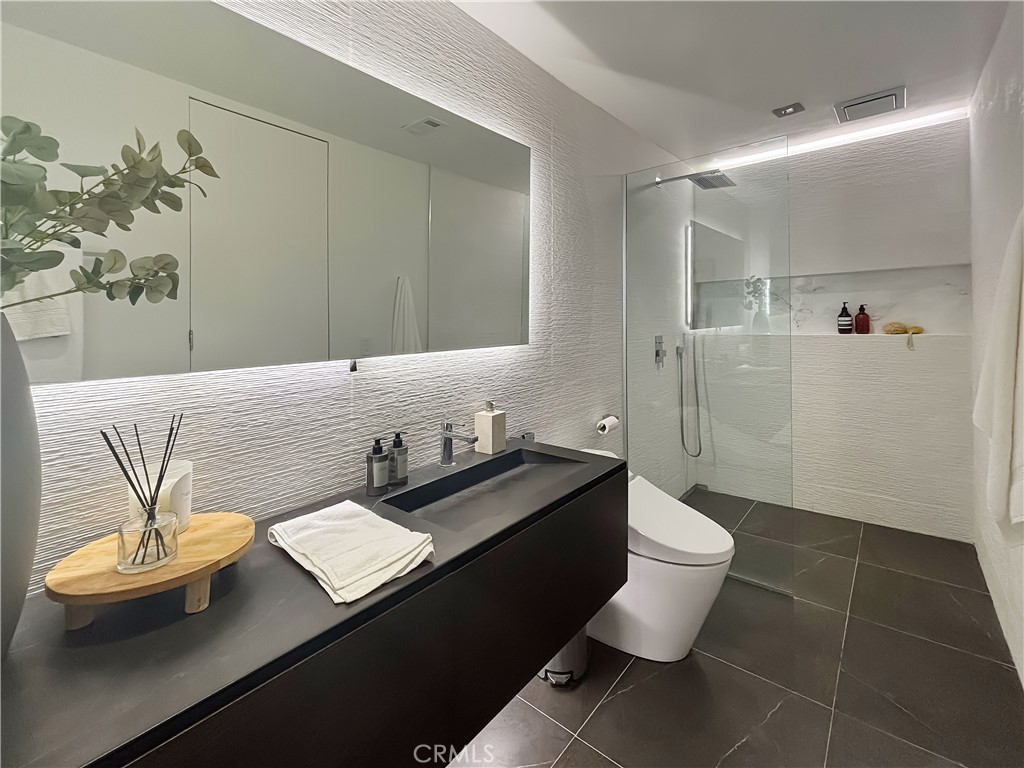 9844 Wanda Park Property Photo 18