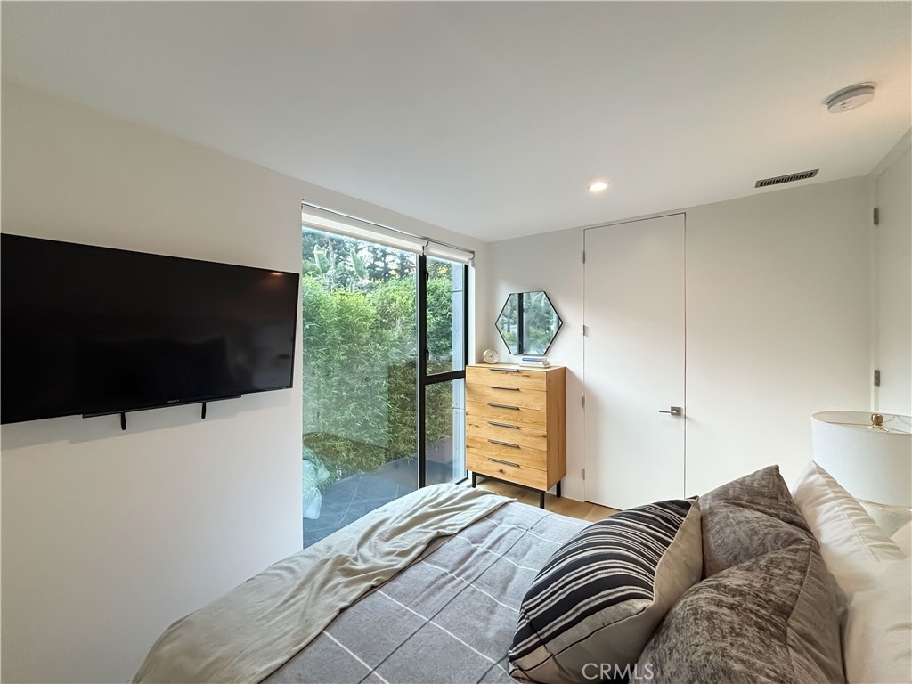9844 Wanda Park Property Photo 22
