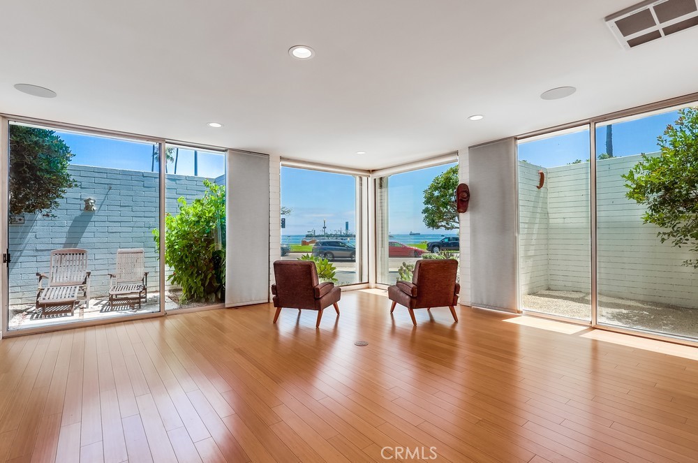 2999 E Ocean Boulevard 120 Property Photo 1