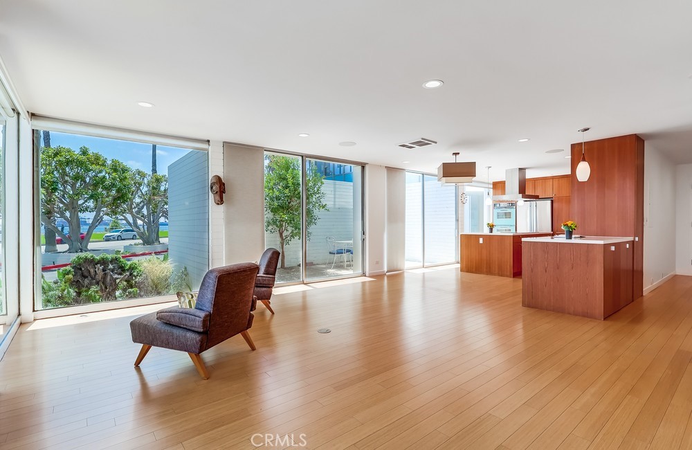 2999 E Ocean Boulevard 120 Property Photo 7