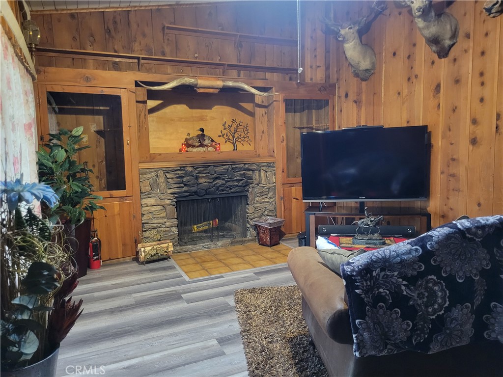 7015 N Atlantic Place Property Photo 6