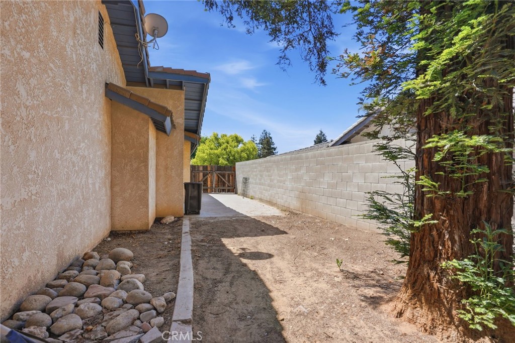 6916 Bandolero Property Photo 31