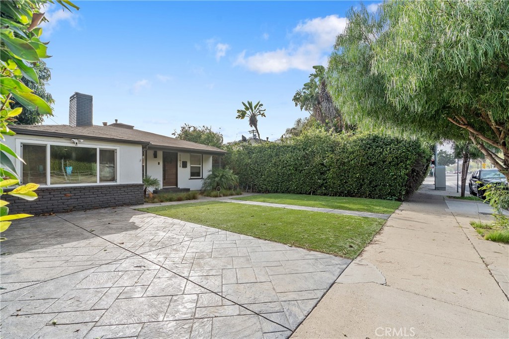 11938 Exposition Boulevard Property Photo 3