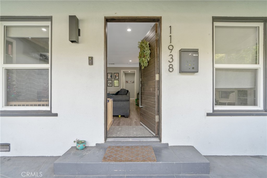 11938 Exposition Boulevard Property Photo 4