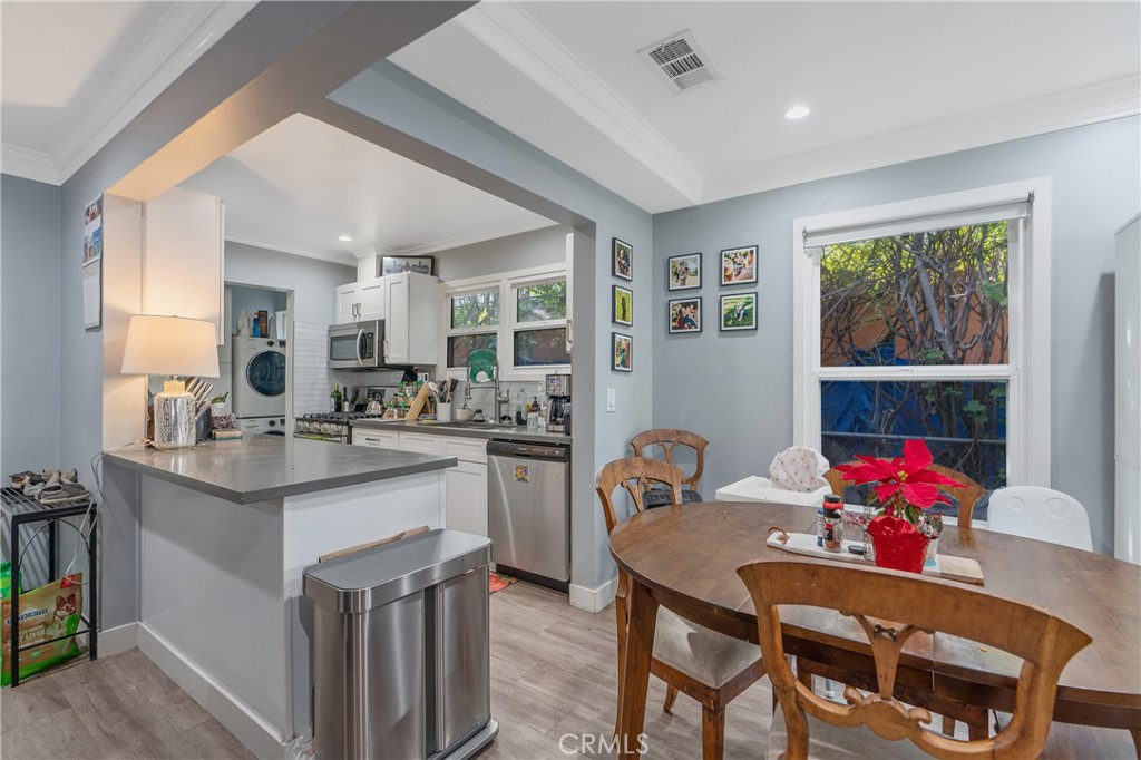 11938 Exposition Boulevard Property Photo 14