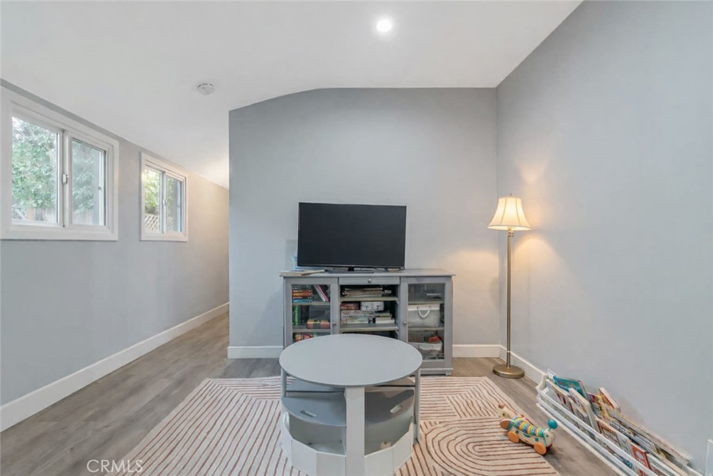 11938 Exposition Boulevard Property Photo 15