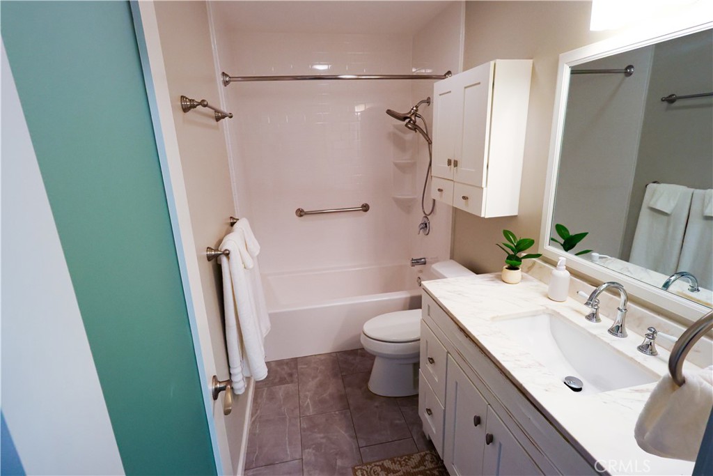 26015 Narbonne Avenue 14 Property Photo 27