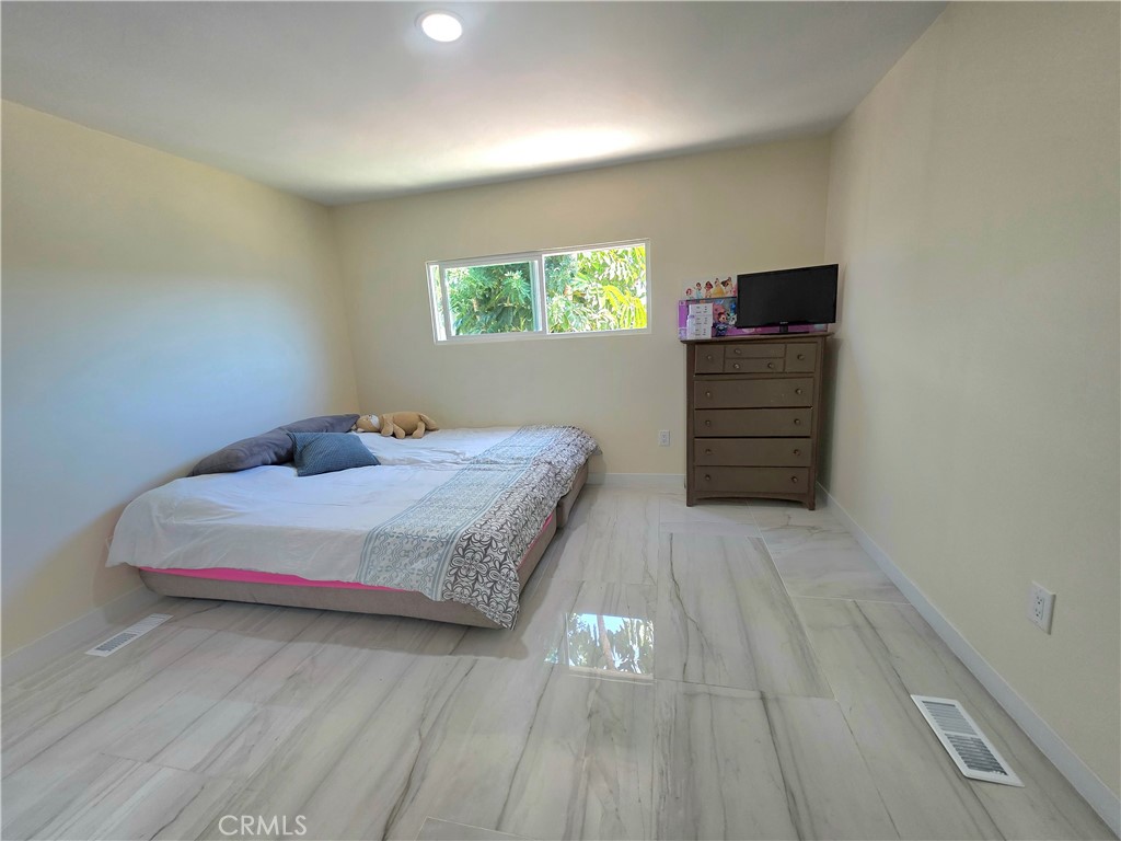 17705 Western 92 Property Photo 12