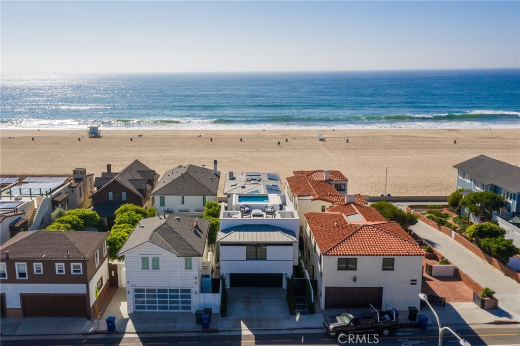 2428 The Strand Property Photo 68