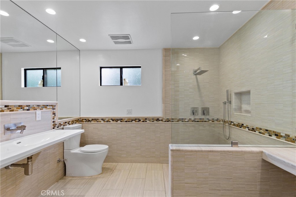 1 Clancy Lane Property Photo 70
