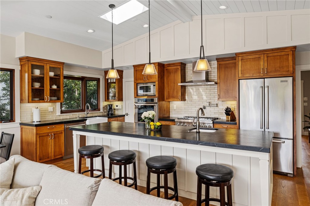 521 24th Place Property Photo 12