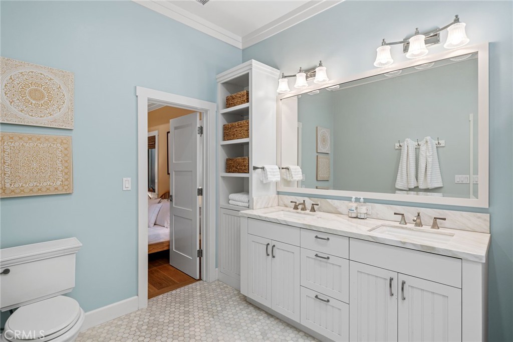 521 24th Place Property Photo 33