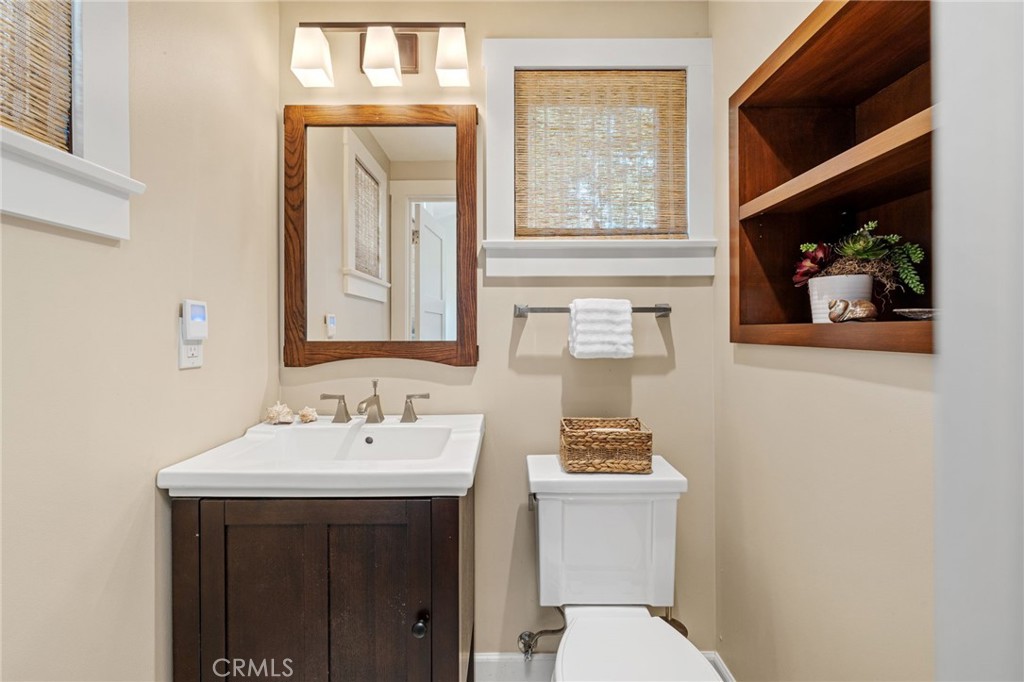 521 24th Place Property Photo 37