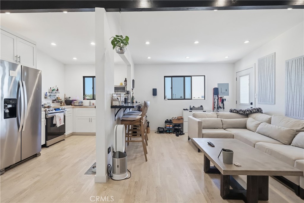 1040 1048 251st Property Photo 27