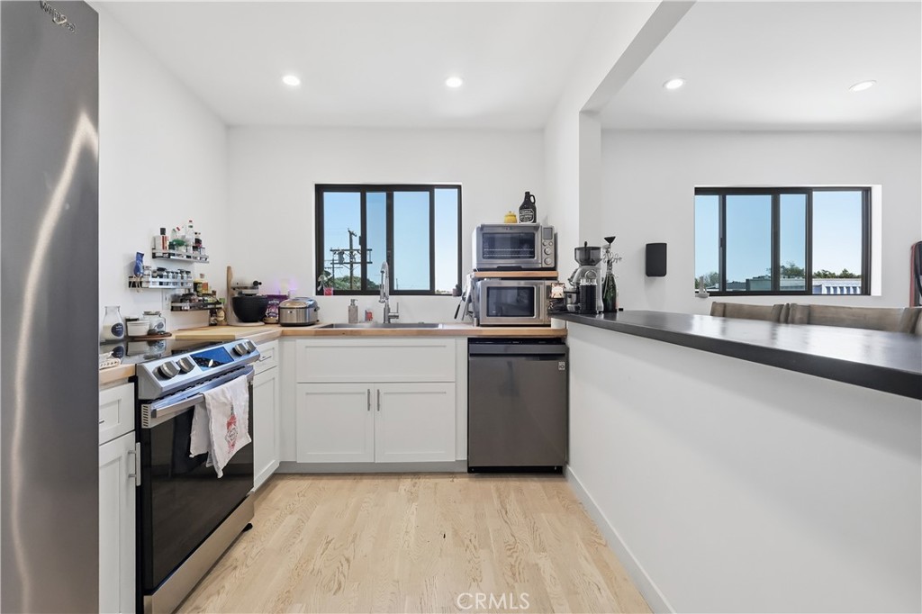 1040 1048 251st Property Photo 29