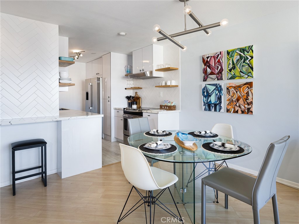 531 Esplanade 313 Property Photo 10