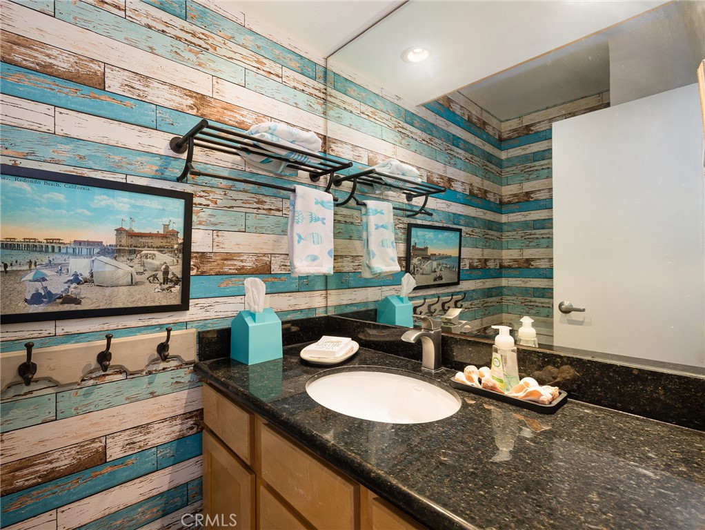 531 Esplanade 313 Property Photo 11