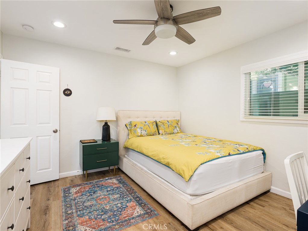526 Sheldon Street Property Photo 14