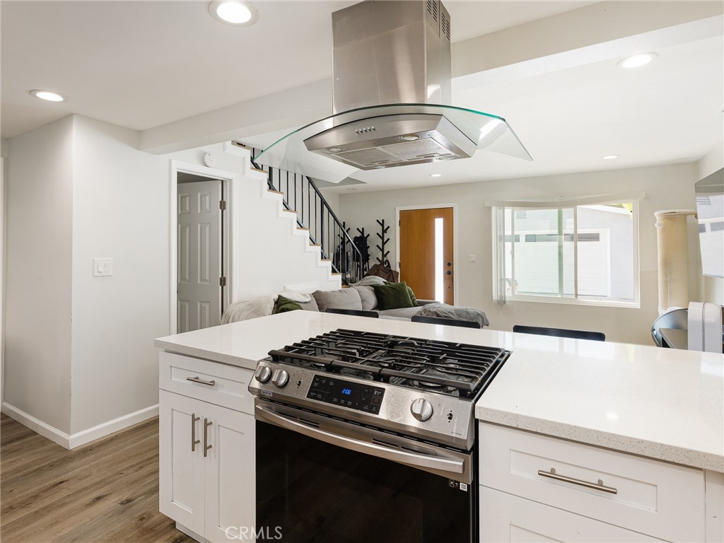 526 Sheldon Street Property Photo 27