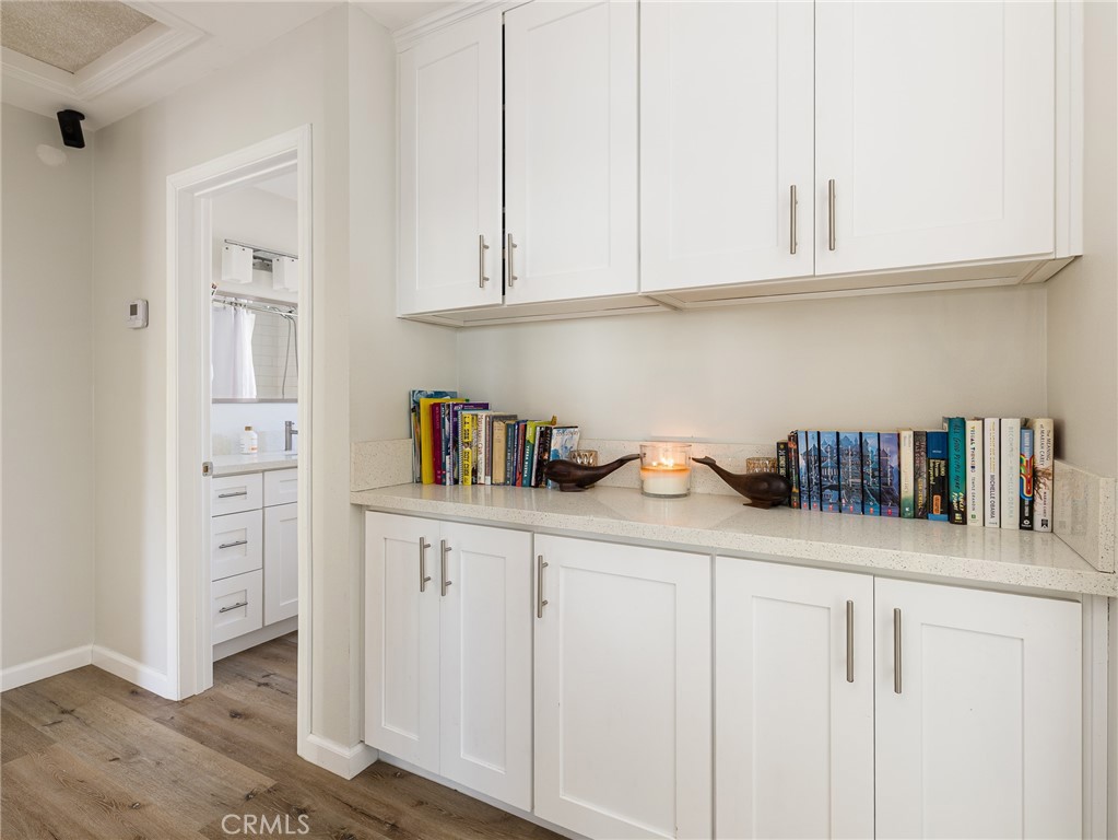 526 Sheldon Street Property Photo 37