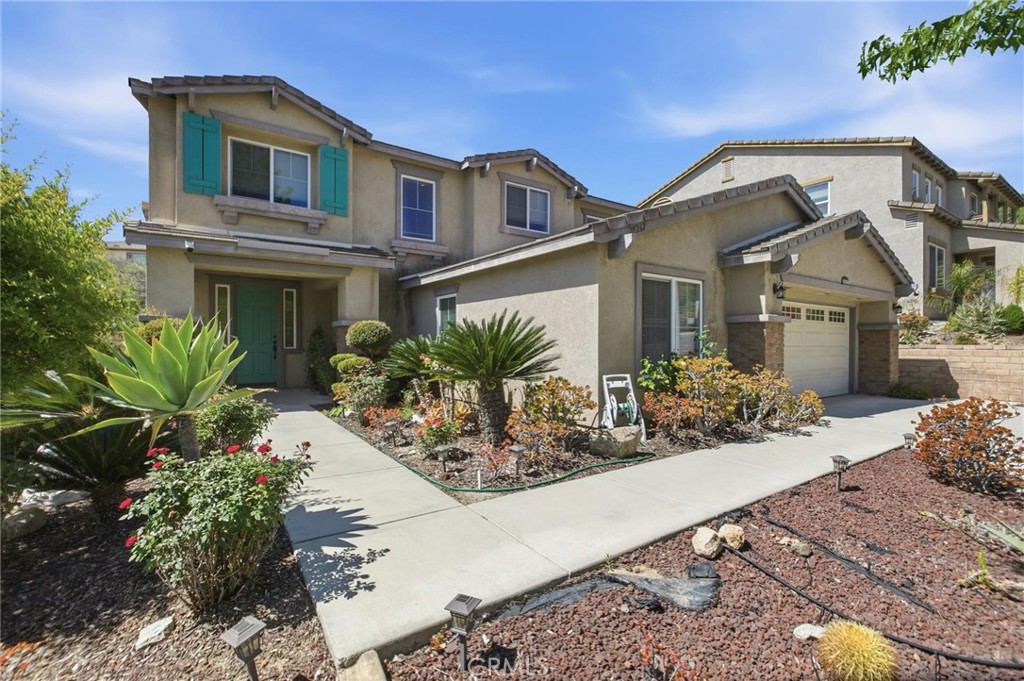 29267 Gateway Drive Property Photo 1