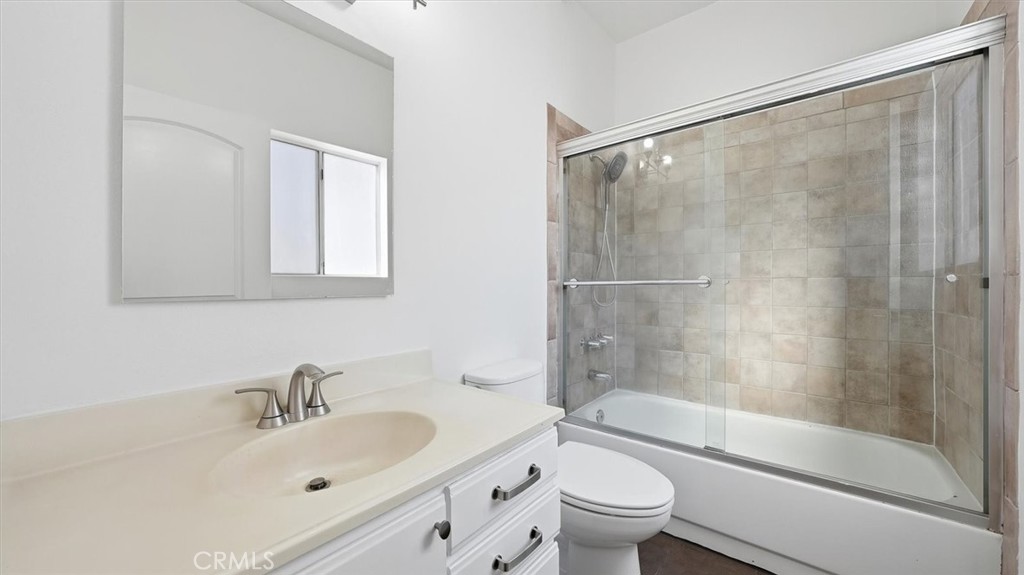 11822 Goshen Avenue 303 Property Photo 17
