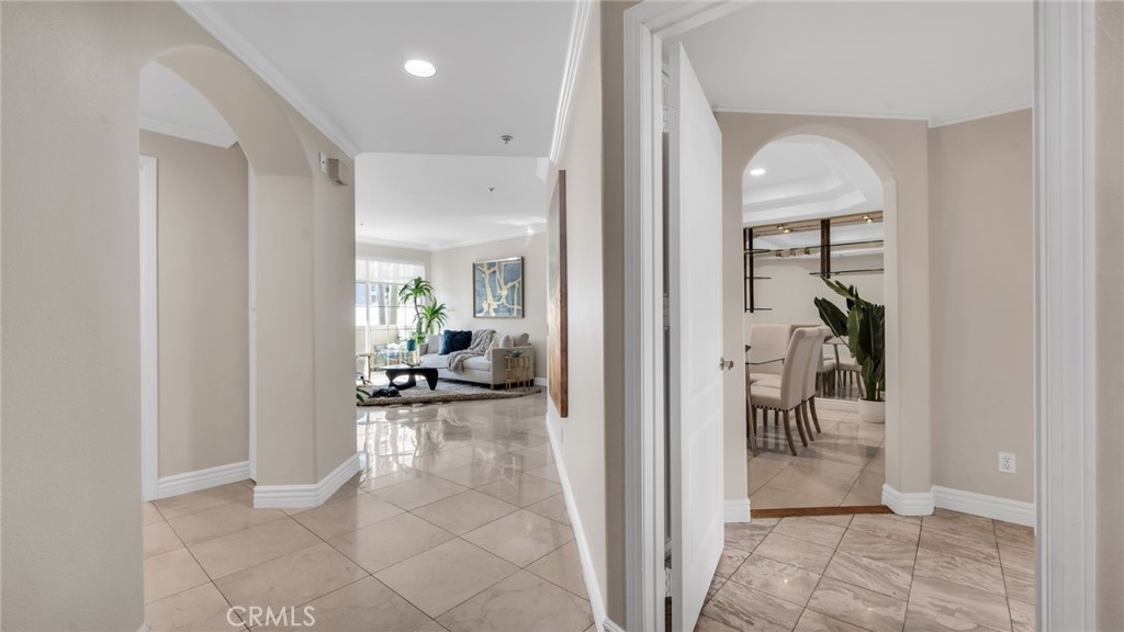 7218 Hillside Avenue 202 Property Photo 4