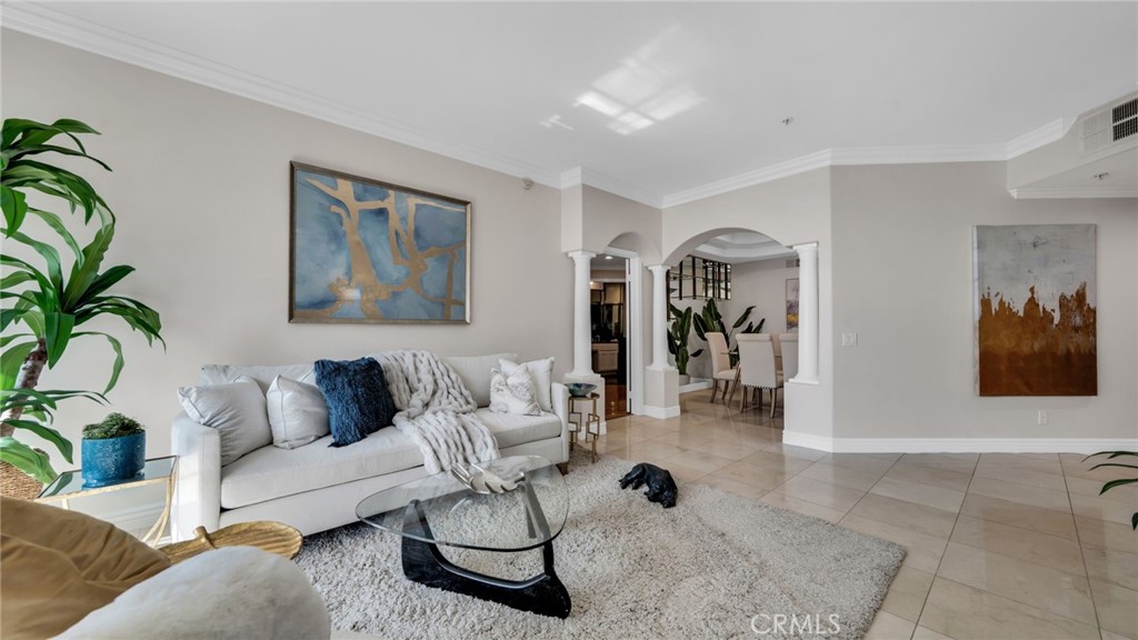 7218 Hillside Avenue 202 Property Photo 5