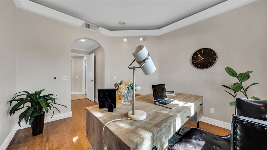 7218 Hillside Avenue 202 Property Photo 10