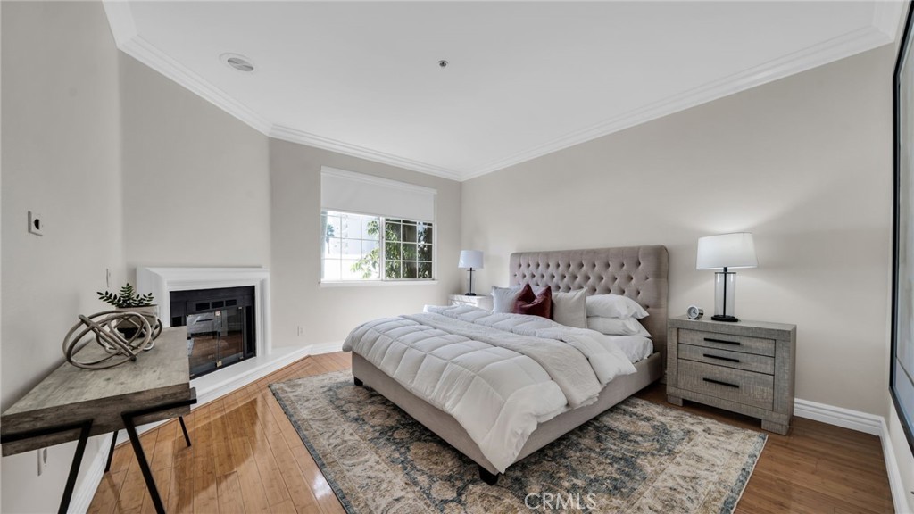 7218 Hillside Avenue 202 Property Photo 15