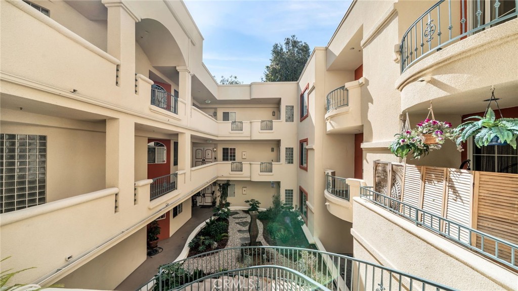 7218 Hillside Avenue 202 Property Photo 35