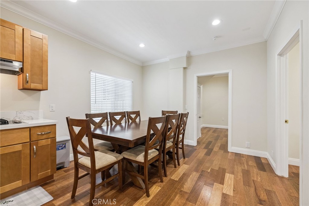 2104 Crenshaw Boulevard Property Photo 14
