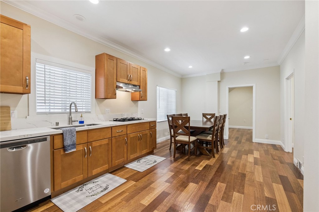 2104 Crenshaw Boulevard Property Photo 18