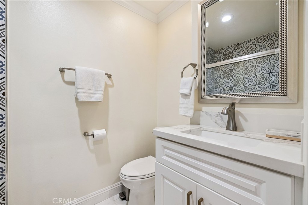 2104 Crenshaw Boulevard Property Photo 22